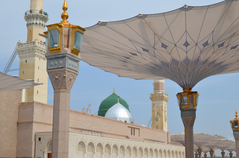 Head to group Umrah in style for less — affordable group Umrah packages from the UK
