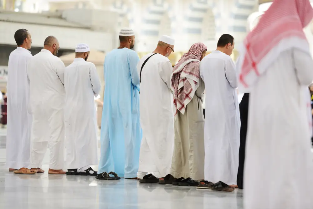 Pilgrims gathered in the Haram