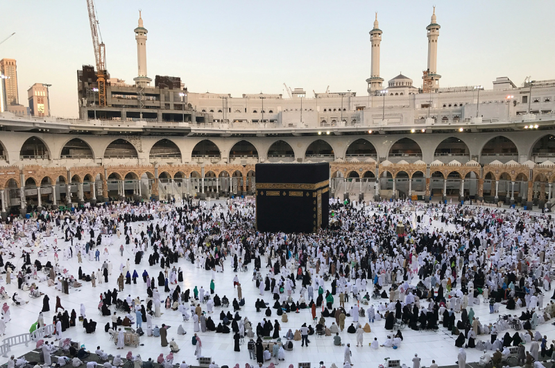Umrah packages from London — hotels near Masjid al-Haram in Makkah